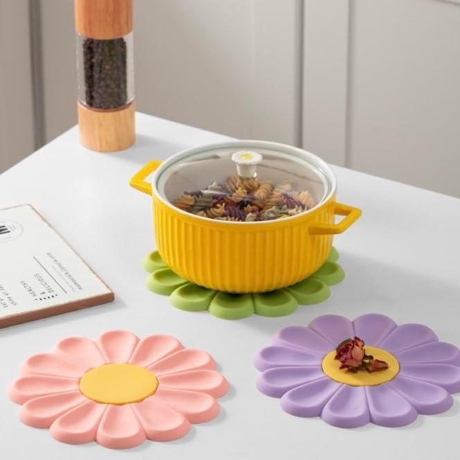 411UdmWhRzL._AC_ 4PCS Colorful Flower Silicone Trivet & Coaster Set – Heat Resistant, Non-Slip Pot Holders & Table Mats for Hot Dishes, Pans & Drinks – Daisy Design (Purple, Green, Pink, Yellow) - Image 7