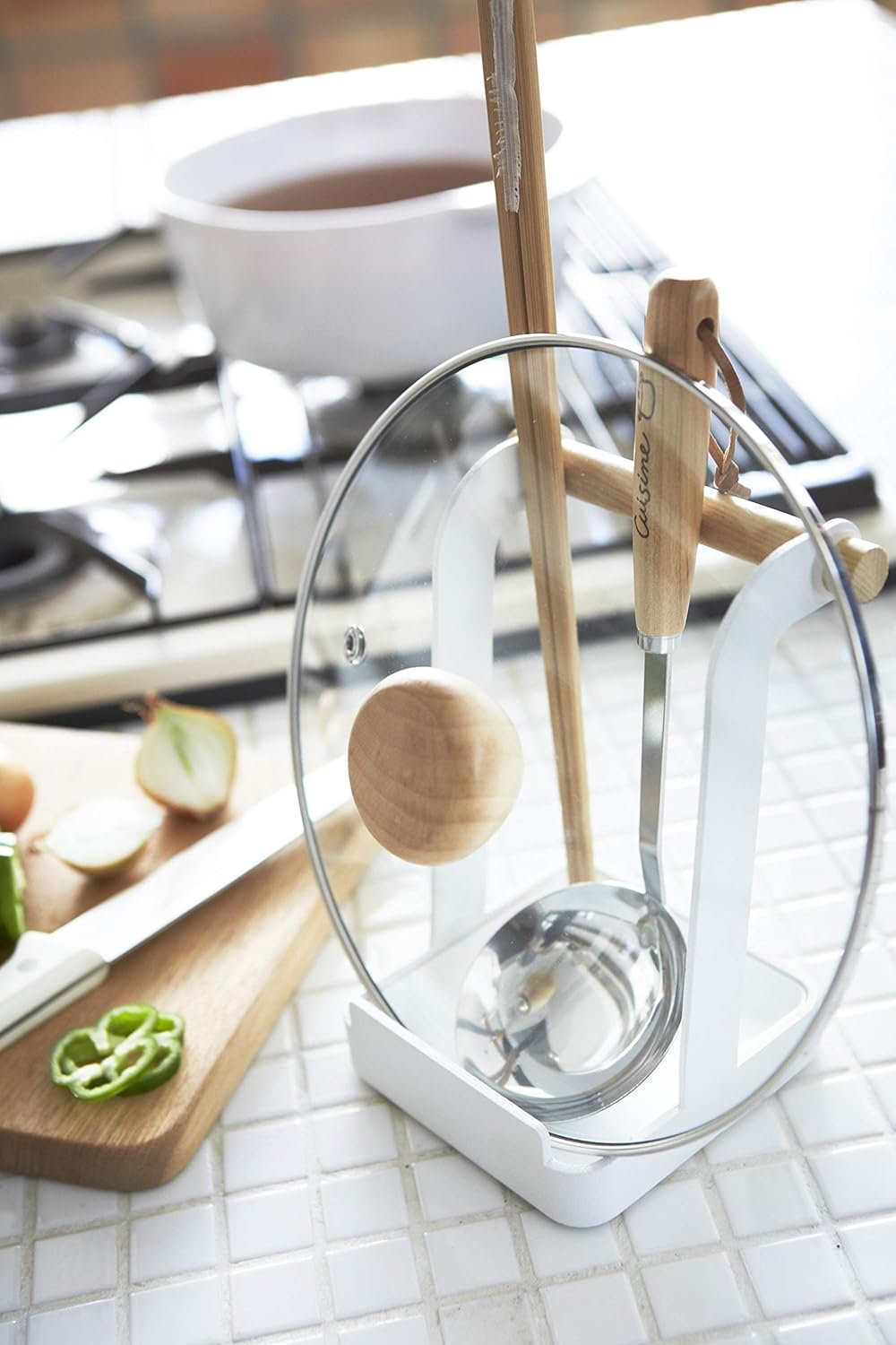 71XXkWvYjHL._AC_SL1500_ Steel Ladle & Lid Rest Stand – Kitchen Utensil Organizer with Drip Tray, White + Wood Accent - Image 7