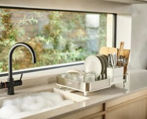 Stainless Steel Expandable Dish Drainer Rack – Adjustable Width Drying Tray with Movable Cutlery Holder & Draining Spout - Image 6