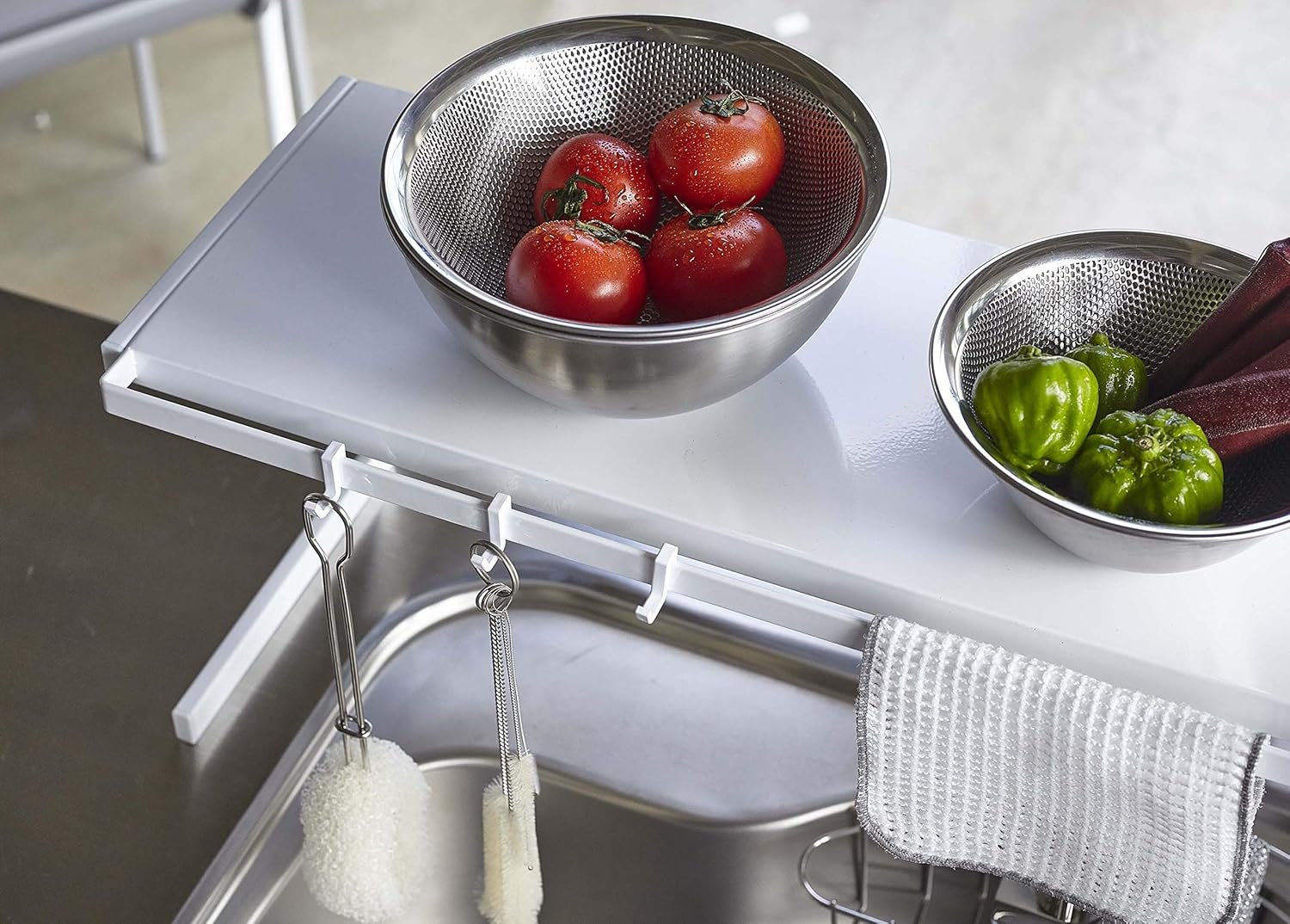 81mbNub6FTL._AC_SL1500_ Expandable Kitchen Counter Shelf Organizer – Adjustable Width Rack for Cabinets, Pantry & Countertops, Durable White Steel - Image 5